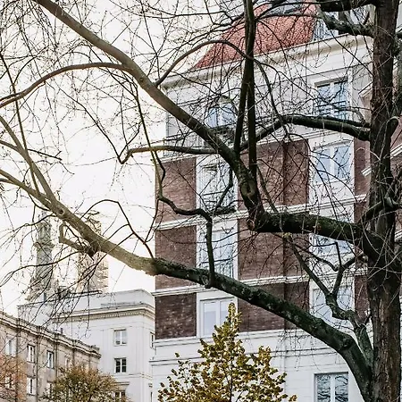 Apartel Plac Zbawiciela Апартаменты *